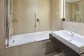 Lingfield Park Marriott Hotel & Country Club