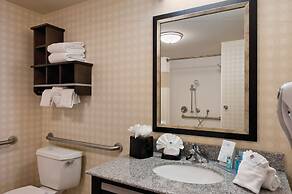 Hampton Inn & Suites Detroit / Airport - Romulus
