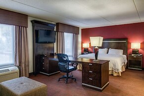Hampton Inn & Suites Detroit / Airport - Romulus