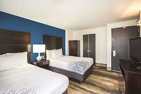 La Quinta Inn & Suites by Wyndham Brooklyn Downtown