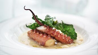 Holiday Inn Nola - Naples Vulcano Buono by IHG