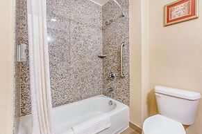 Comfort Inn & Suites Chesapeake - Portsmouth