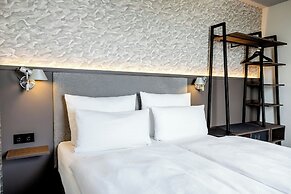 Motel One Hamburg-Alster
