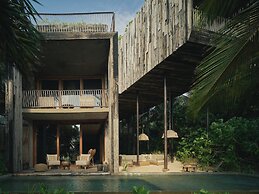 BE Destination Tulum