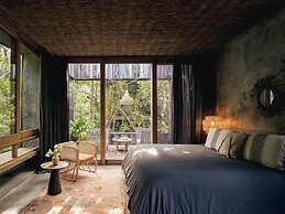 BE Destination Tulum