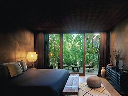 BE Destination Tulum