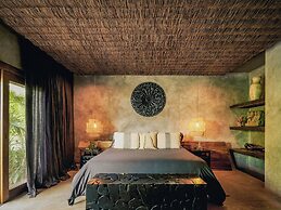 BE Destination Tulum