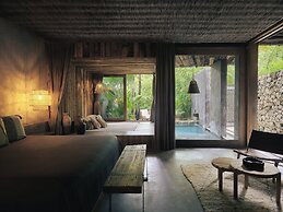 BE Destination Tulum