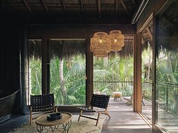 BE Destination Tulum