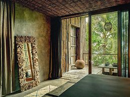 BE Destination Tulum