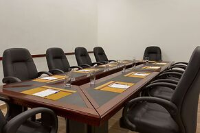 Hawthorn Suites By Wyndham Abuja