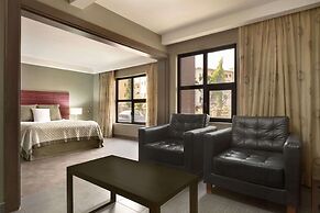Hawthorn Suites By Wyndham Abuja