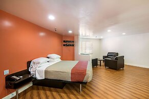 Motel 6 Monterey Park, CA