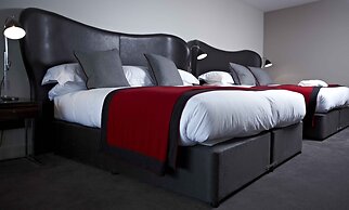 Brooklands Hotel