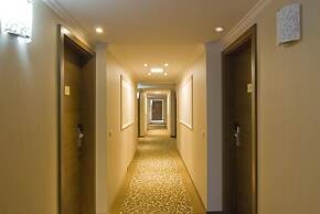 Golden Ball Club Hotel & Fitness