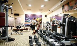 Golden Ball Club Hotel & Fitness