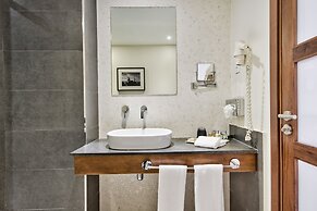 The George, Urban Boutique Hotel