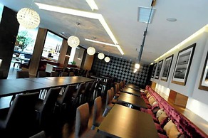 The George, Urban Boutique Hotel