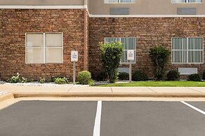 La Quinta Inn & Suites by Wyndham Montgomery
