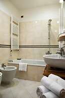 Piazza Paradiso Accomodation