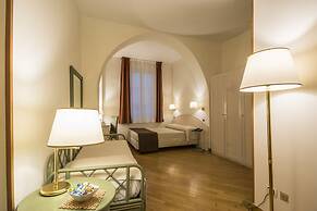 Piazza Paradiso Accomodation