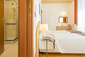 Piazza Paradiso Accomodation