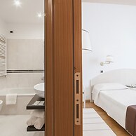 Piazza Paradiso Accomodation