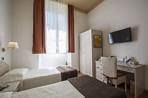 Piazza Paradiso Accomodation