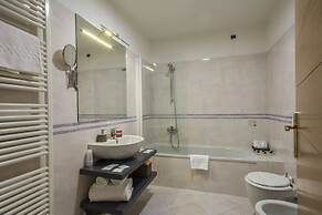 Piazza Paradiso Accomodation