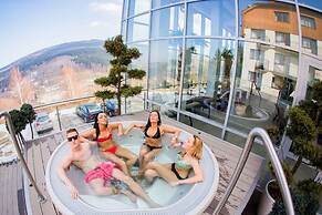 Hotel & Medi-SPA Bialy Kamien
