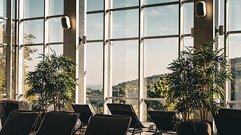 Hotel & Medi-SPA Bialy Kamien
