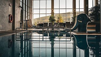 Hotel & Medi-SPA Bialy Kamien
