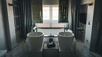 Hotel & Medi-SPA Bialy Kamien