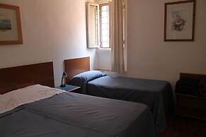 Hotel Pomezia