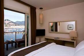 MarinaPlace Resort & Spa