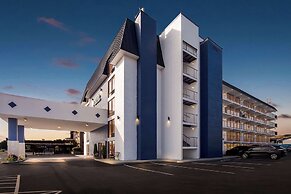 Clarion Inn & Suites near the Leconte Center Pigeon Forge