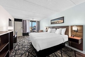 Clarion Inn & Suites near the Leconte Center Pigeon Forge