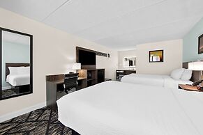 Clarion Inn & Suites near the Leconte Center Pigeon Forge