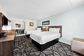 Clarion Inn & Suites near the Leconte Center Pigeon Forge