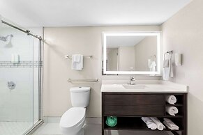 Clarion Inn & Suites near the Leconte Center Pigeon Forge