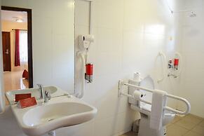 PrideInn Hotel Raphta