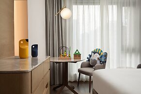 voco Nanjing Oriental Pearl by IHG