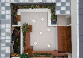 voco Nanjing Oriental Pearl by IHG