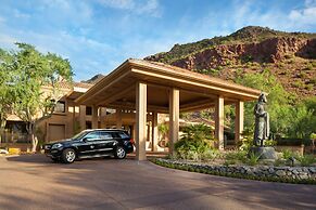 The Canyon Suites at The Phoenician, Luxury Collection