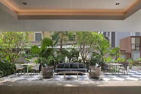 PARKROYAL Suites Bangkok