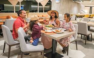 PARKROYAL Suites Bangkok