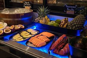 PARKROYAL Suites Bangkok