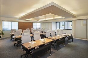 PARKROYAL Suites Bangkok