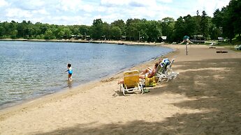 Cragun's Resort & Hotel