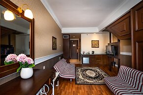 Century Pines Resort